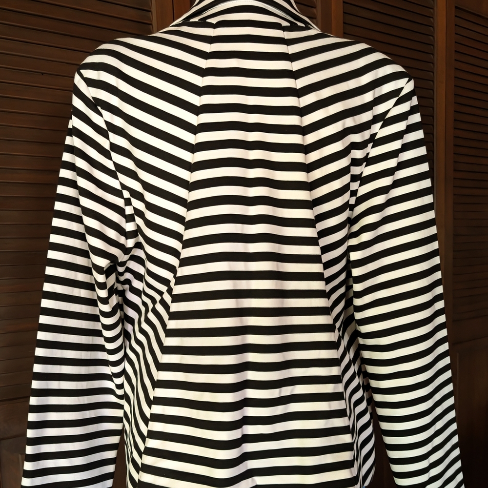 CHICO’s Blazer - B/W Striped - Sz 3 or XL - NWT - Picture 6 of 14
